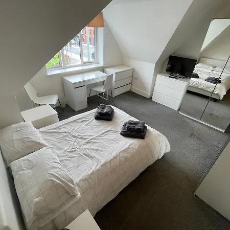 2 Bedroom 2 Bathroom Apartment 8 Including Free Parking Bromley Exterior photo